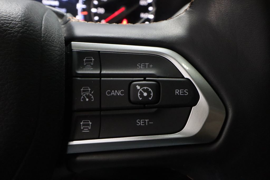 Used 2022 Jeep Compass Limited image 28