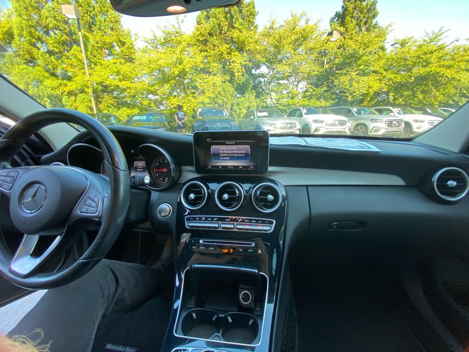 Used 2015 Mercedes-Benz C 300 4MATIC Sedan image 20