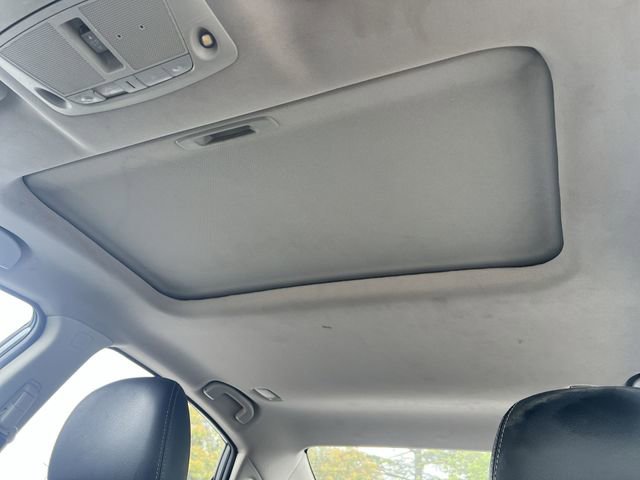 Used 2017 Nissan Altima 2.5 SL w/ Moonroof Package image 3