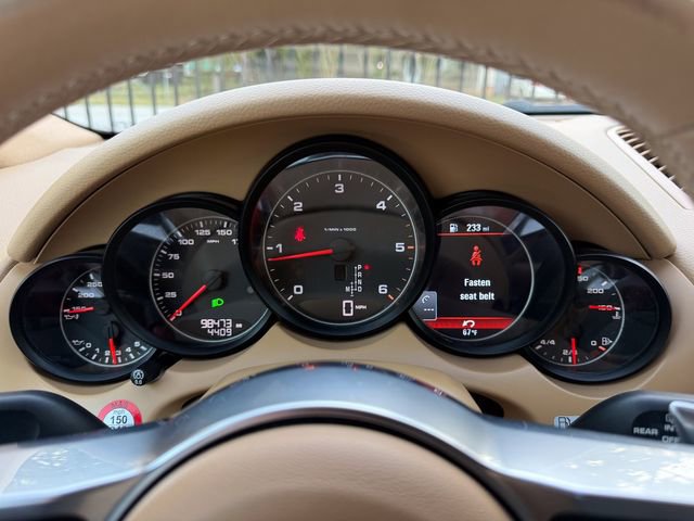 Used 2015 Porsche Cayenne Diesel image 6