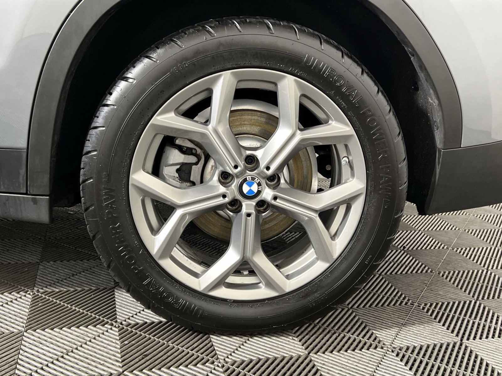 Used 2024 BMW X3 xDrive30i image 12