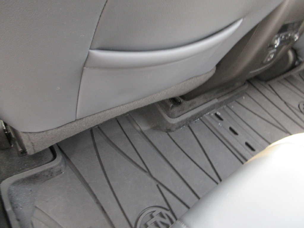 Certified 2023 Buick Enclave Essence FWD image 28