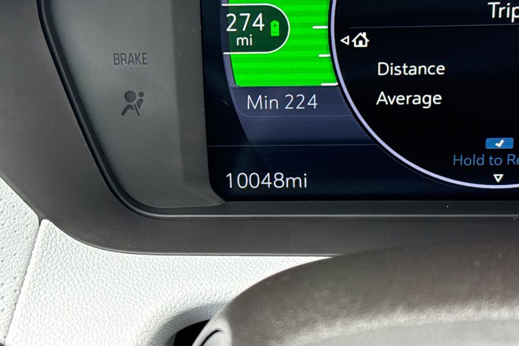 Used 2023 Chevrolet Bolt EUV Premier w/ Sun & Sound Package FWD image 37