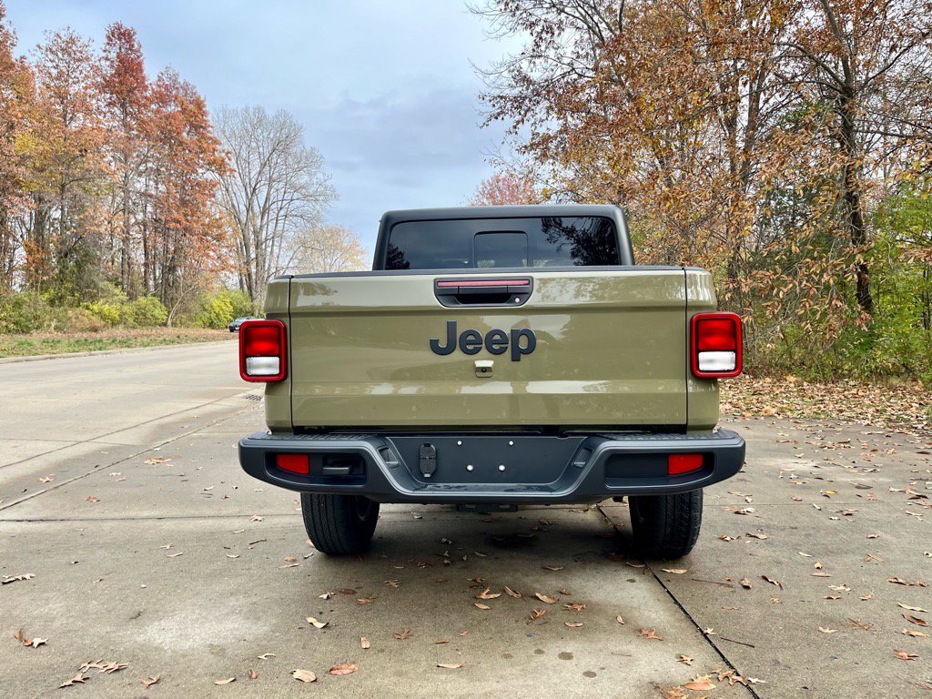 New 2026 Jeep Gladiator Sport image 8