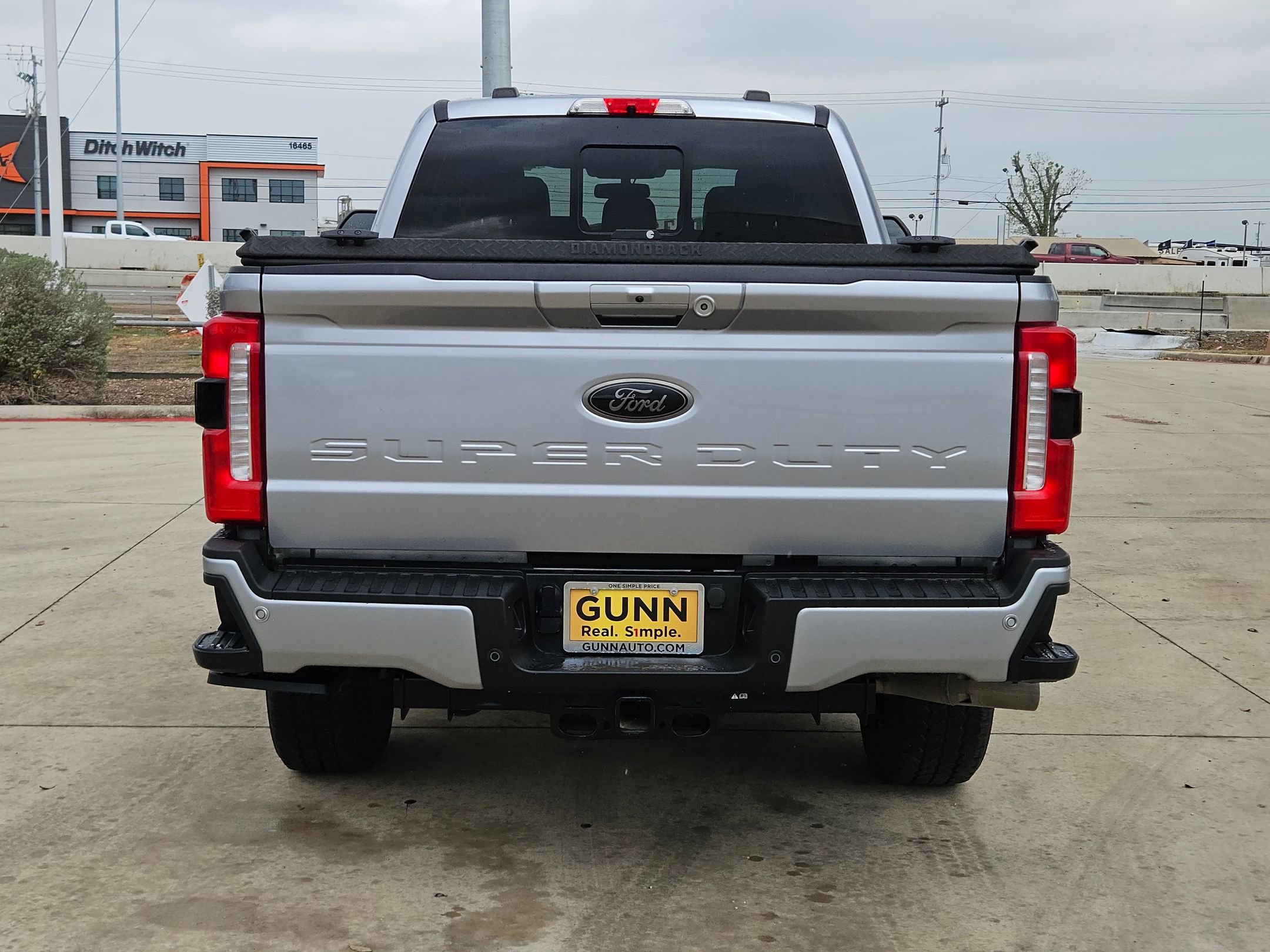 Used 2024 Ford F250 Lariat w/ Black Appearance Package image 4