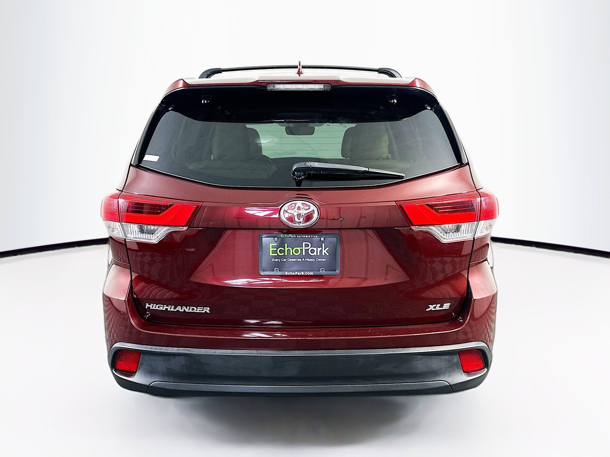 Used 2017 Toyota Highlander XLE FWD image 7