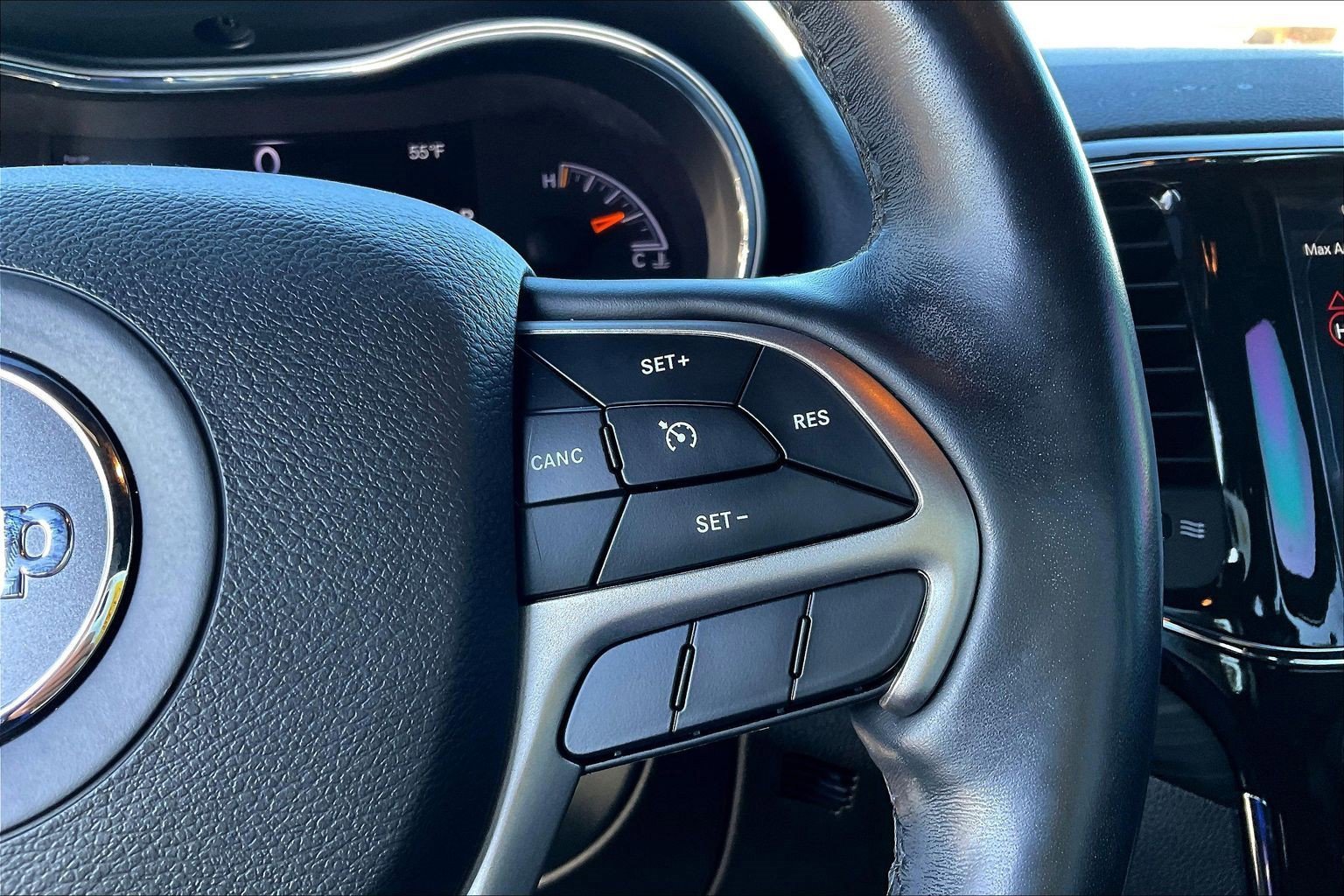 Used 2021 Jeep Grand Cherokee Laredo X image 20