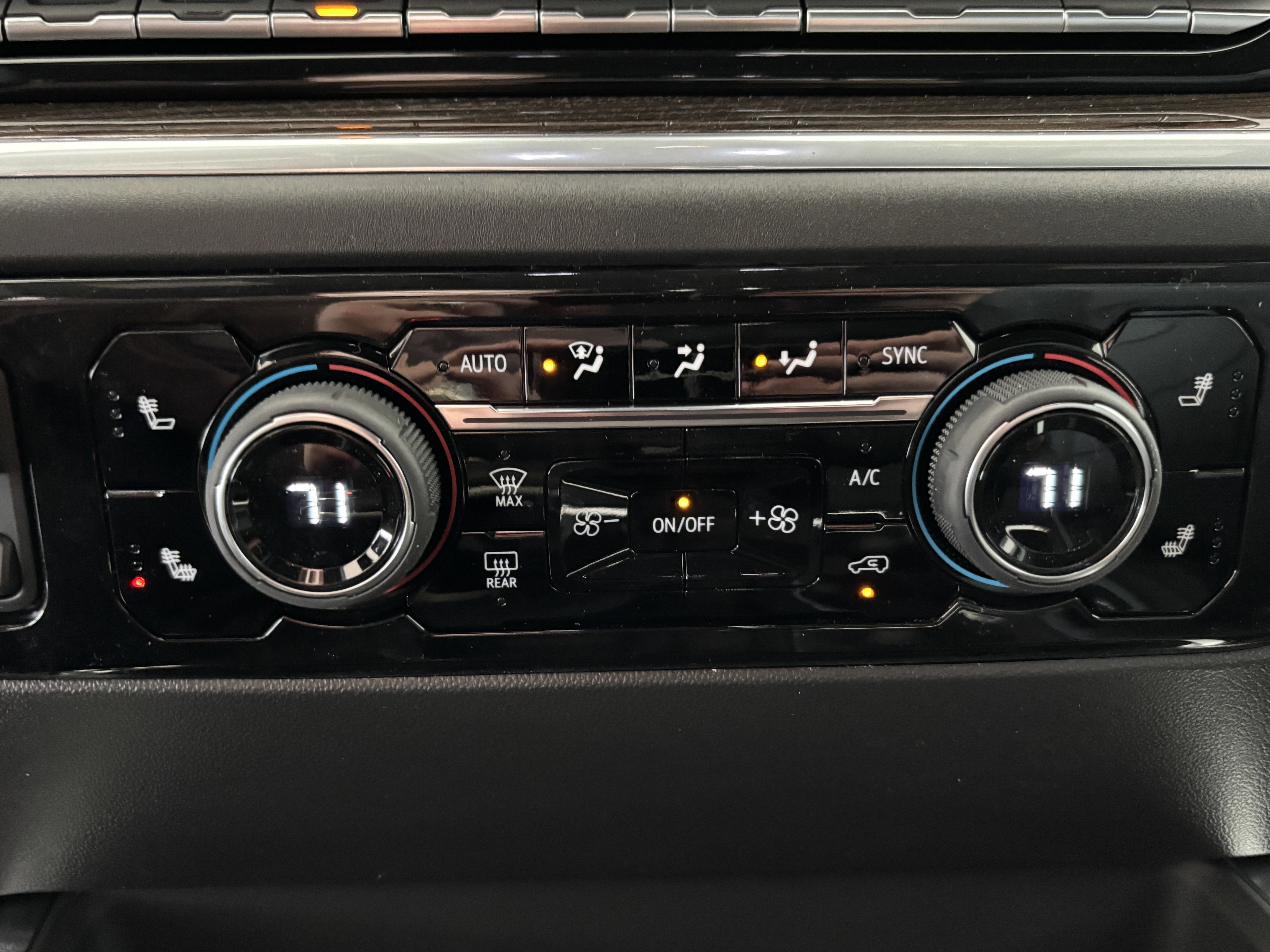 New 2026 Chevrolet Silverado 1500 LT Trail Boss w/ Convenience Package II image 15