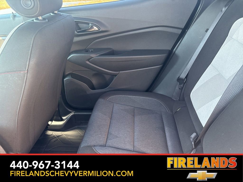Certified 2024 Chevrolet Trax RS w/ Driver Confidence Package image 38