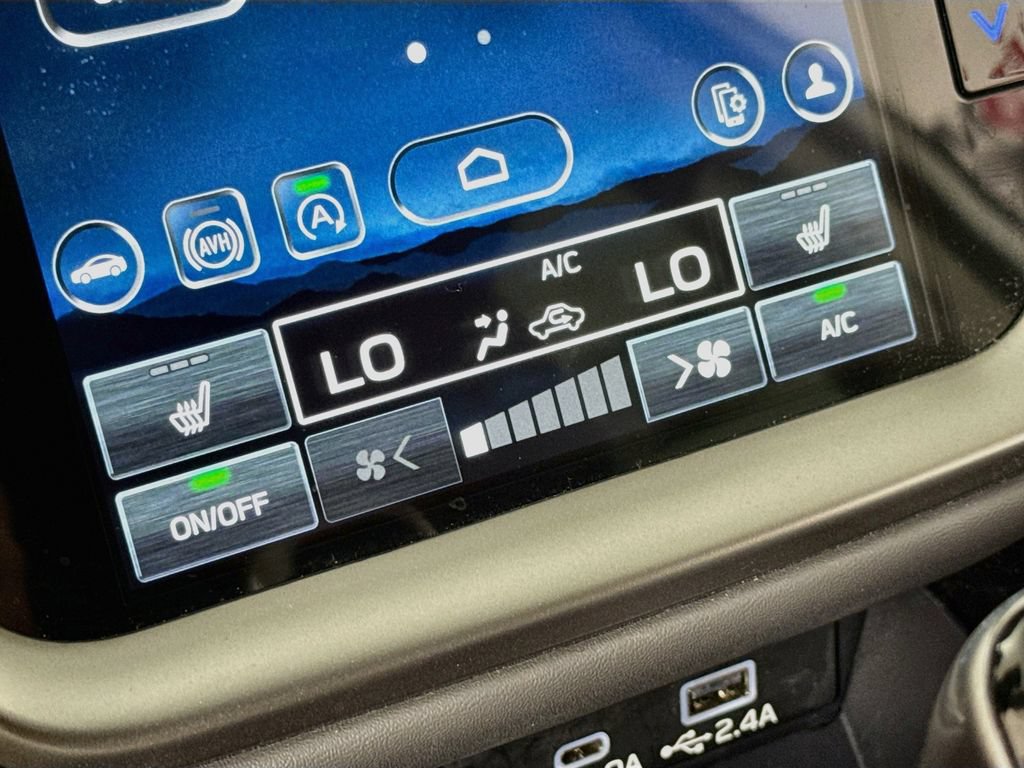 Used 2025 Subaru Outback Onyx Edition AWD/4WD image 20