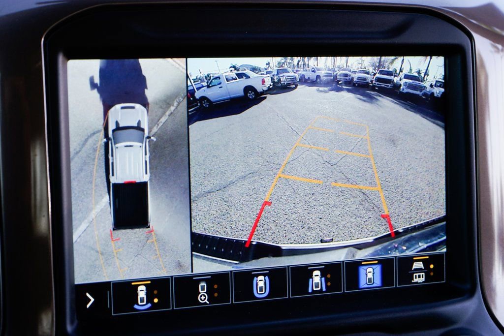 Used 2023 Chevrolet Silverado 3500 High Country w/ Safety Package II AWD/4WD image 29