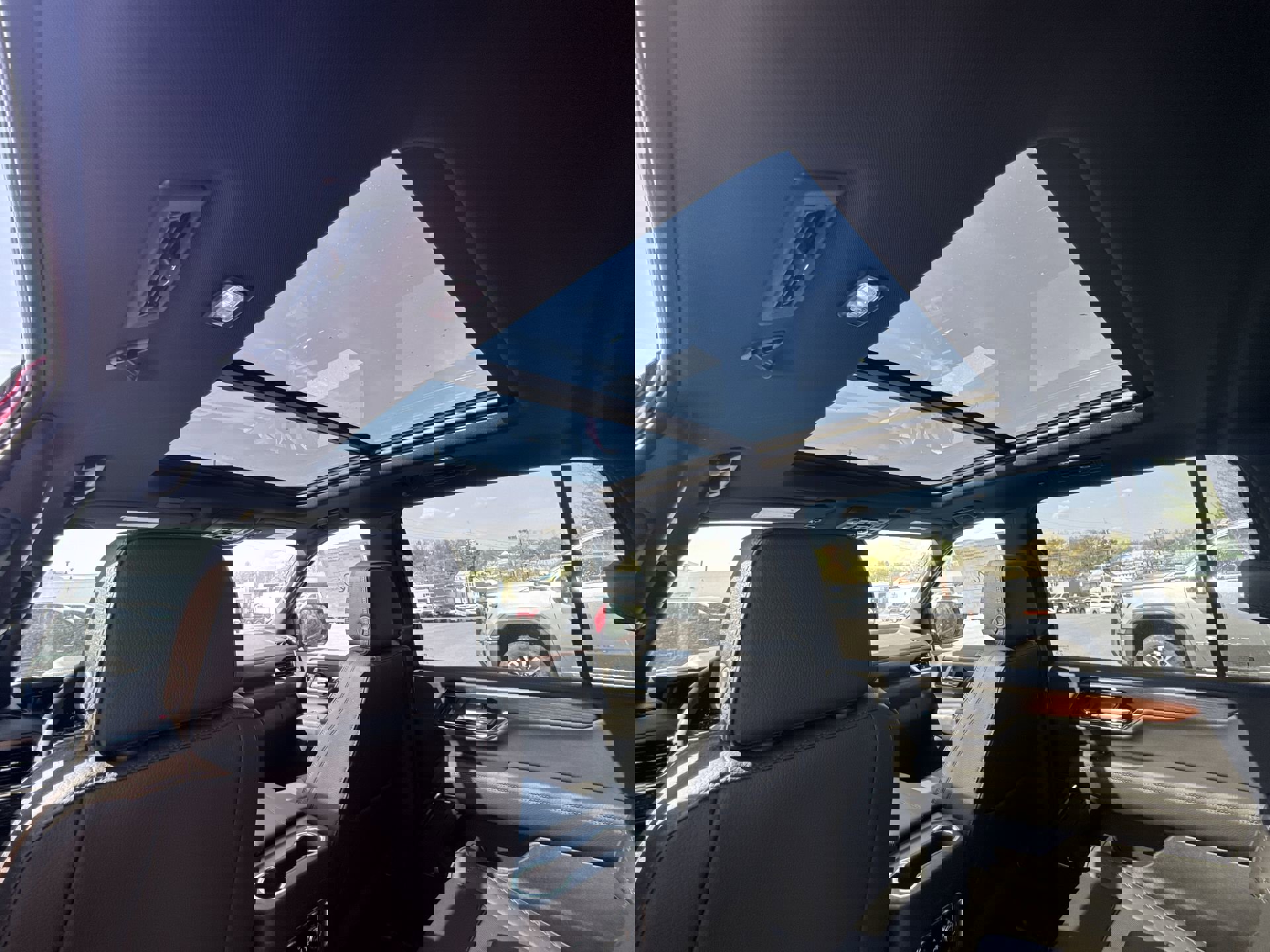 New 2026 GMC Yukon XL Denali w/ Sun & Power Step Package image 16