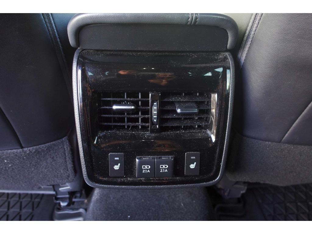 Certified 2019 Toyota Avalon Touring w/ Advanced Safety Package FWD image 28