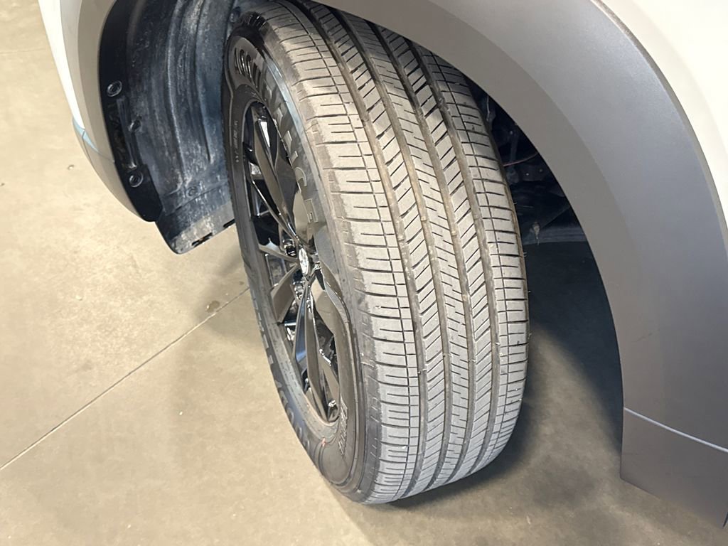 Certified 2025 MAZDA CX-50 AWD 2.5 S w/ Weather Package image 19