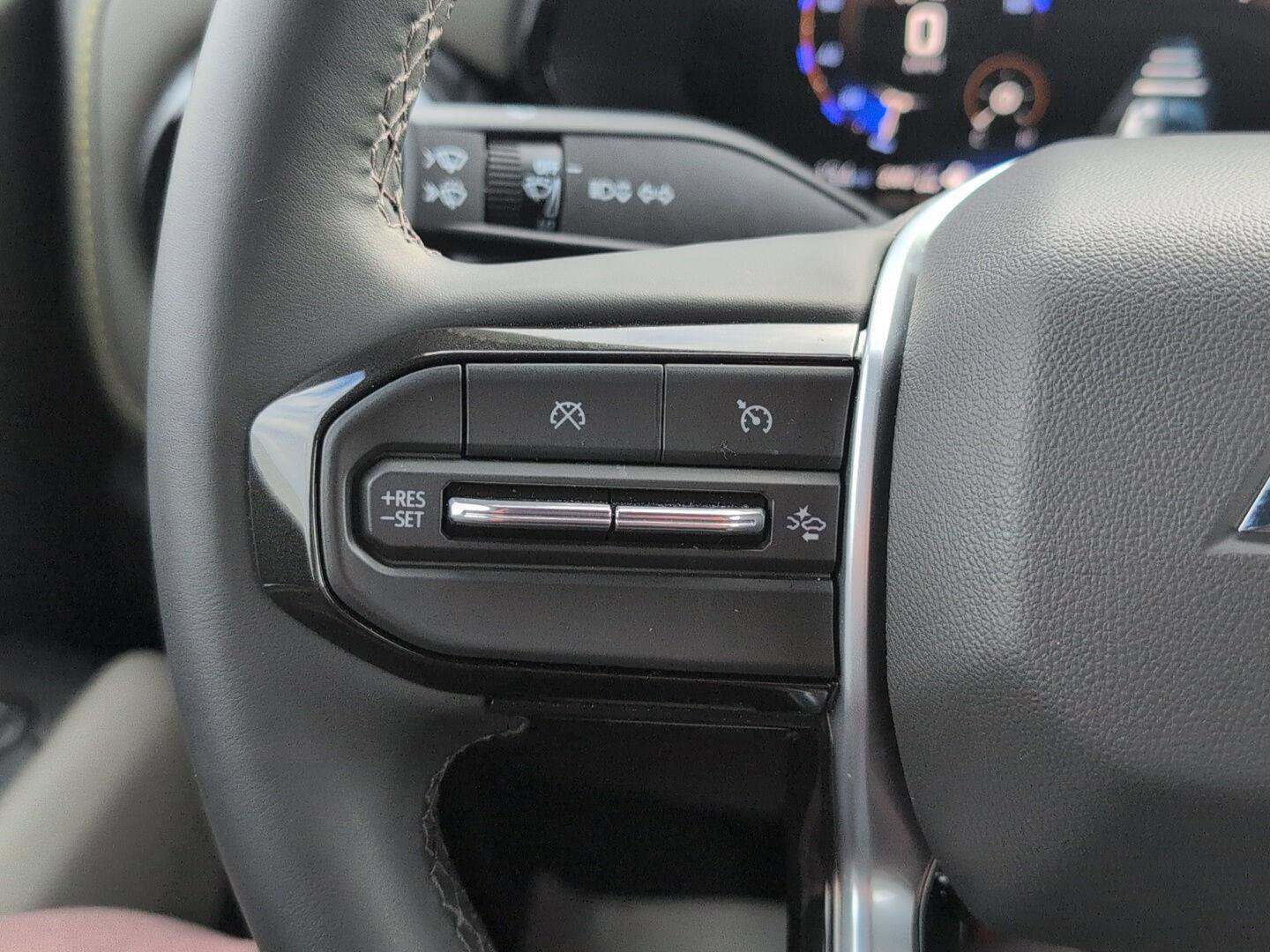 Used 2024 Chevrolet Colorado ZR2 w/ Safety Package image 20