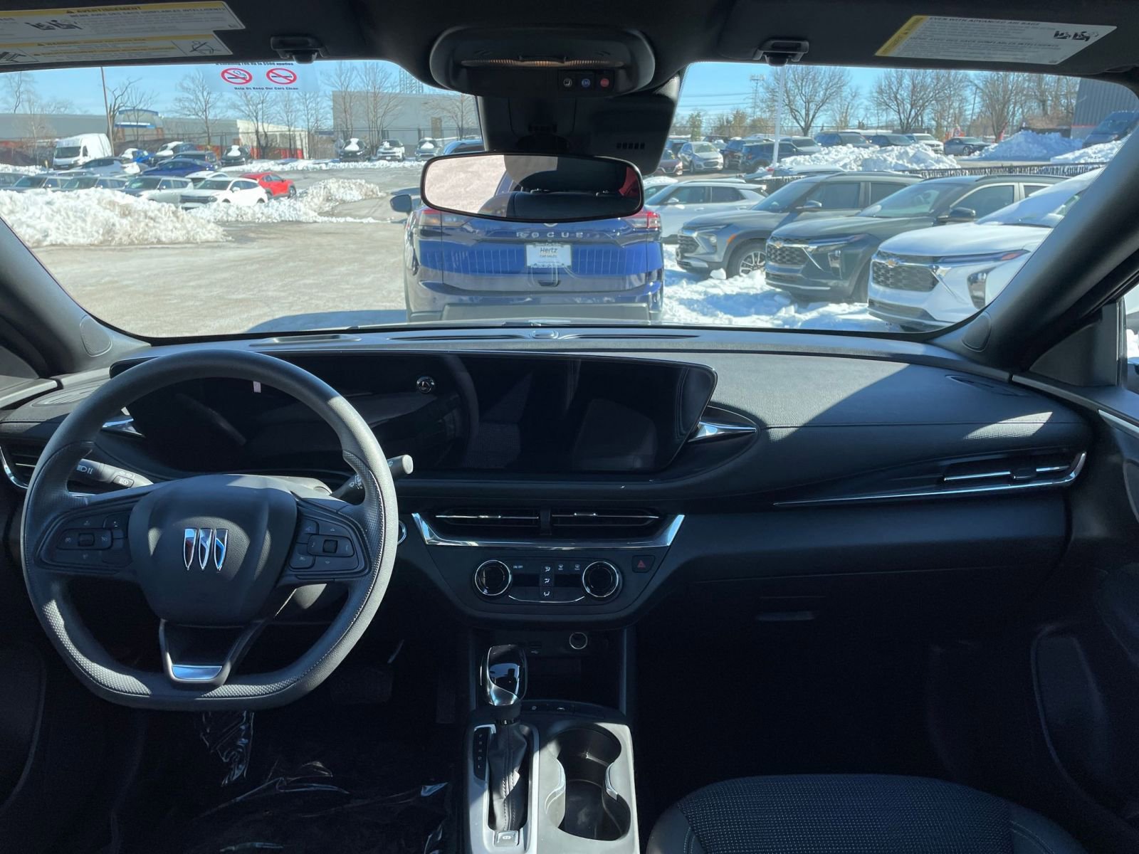 Used 2025 Buick Envista Preferred image 31