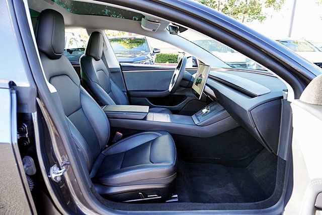 Used 2025 Tesla Model 3 Long Range RWD image 11