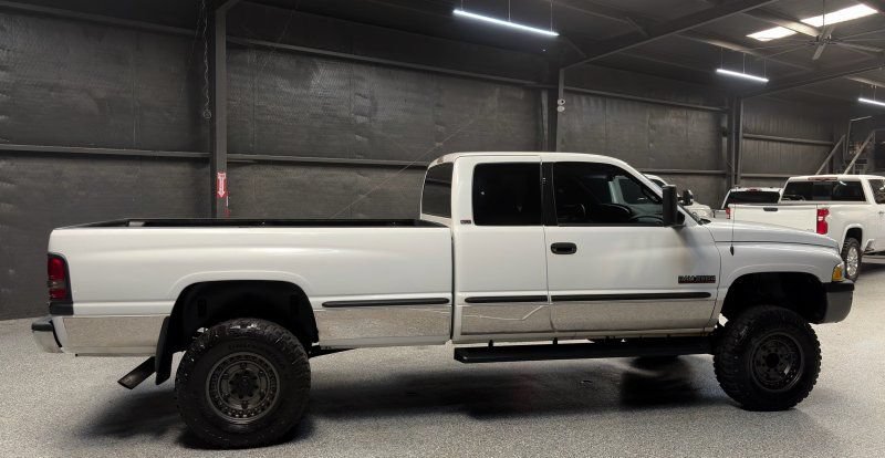 Used 1999 Dodge Ram 2500 Truck 4x4 Club Cab image 6