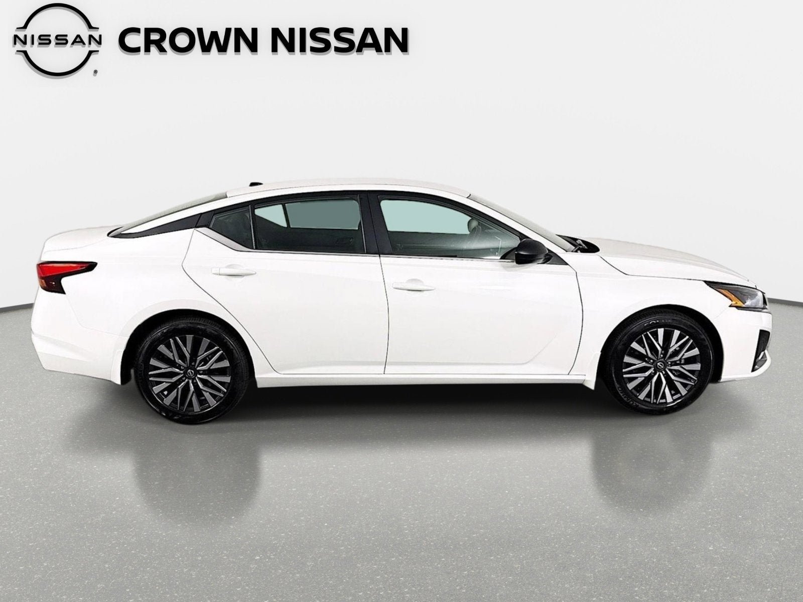 New 2026 Nissan Altima 2.5 SV FWD image 4