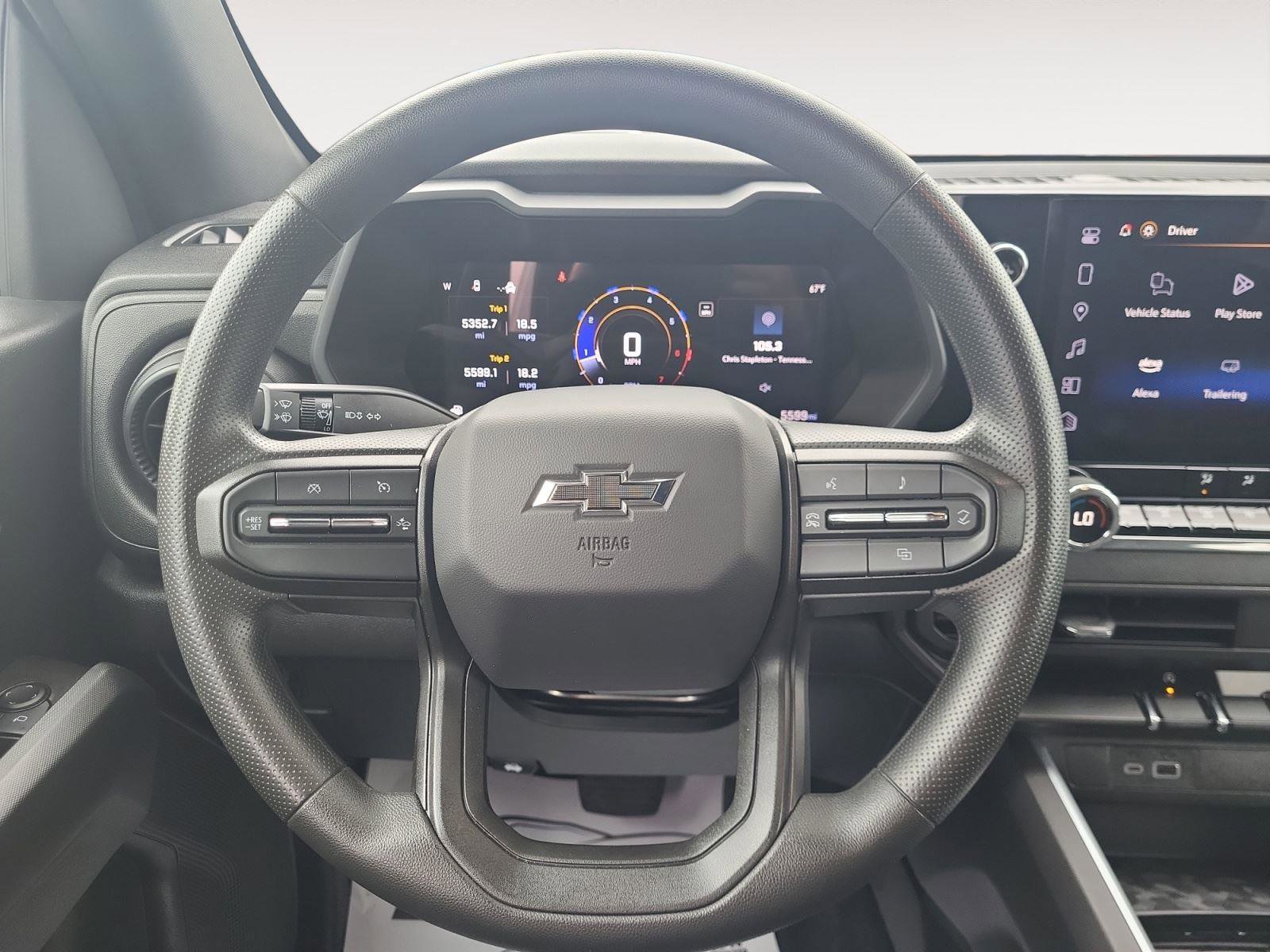 Used 2025 Chevrolet Colorado Trail Boss image 16