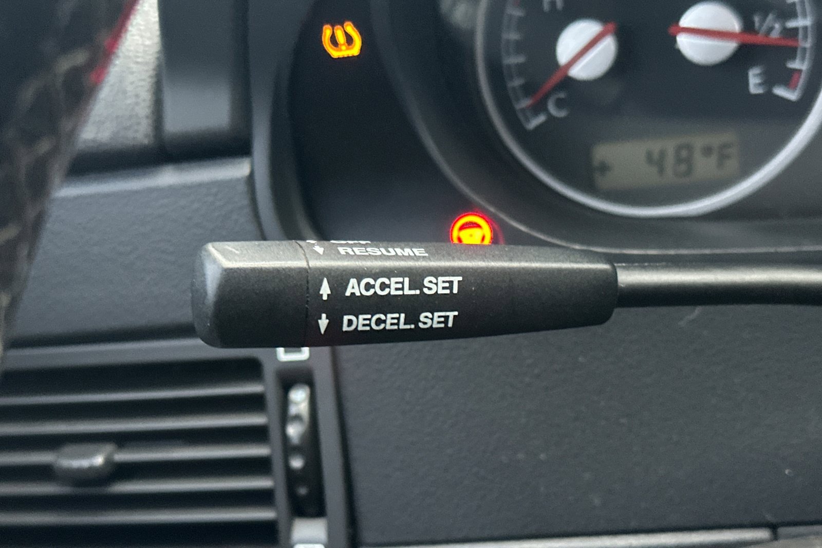 Used 2005 Chrysler Crossfire SRT-6 image 22