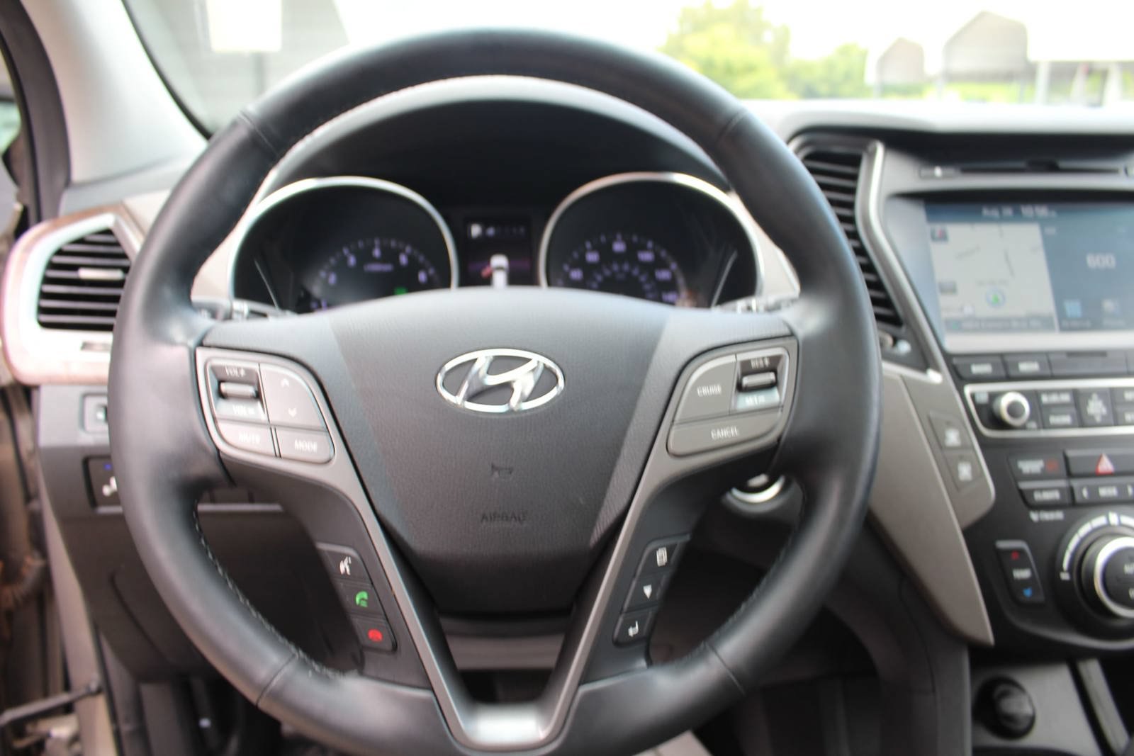 Used 2018 Hyundai Santa Fe Sport w/ 2.4L Tech Package 04 FWD image 14