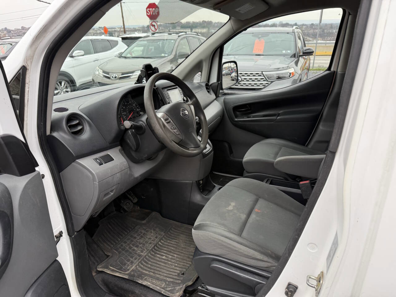 Used 2019 Nissan NV200 S image 10