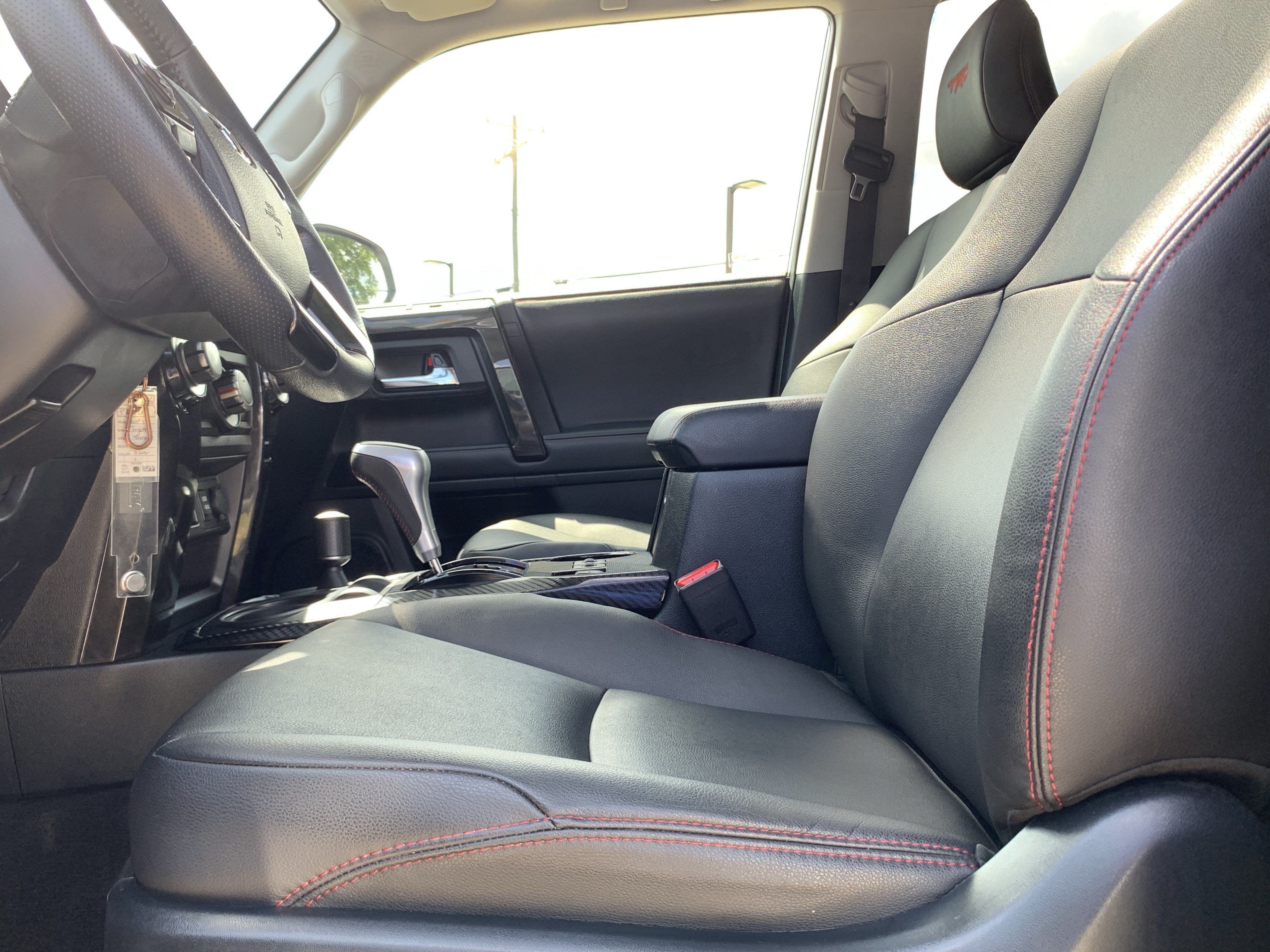 Used 2019 Toyota 4Runner TRD Off-Road Premium AWD/4WD image 16