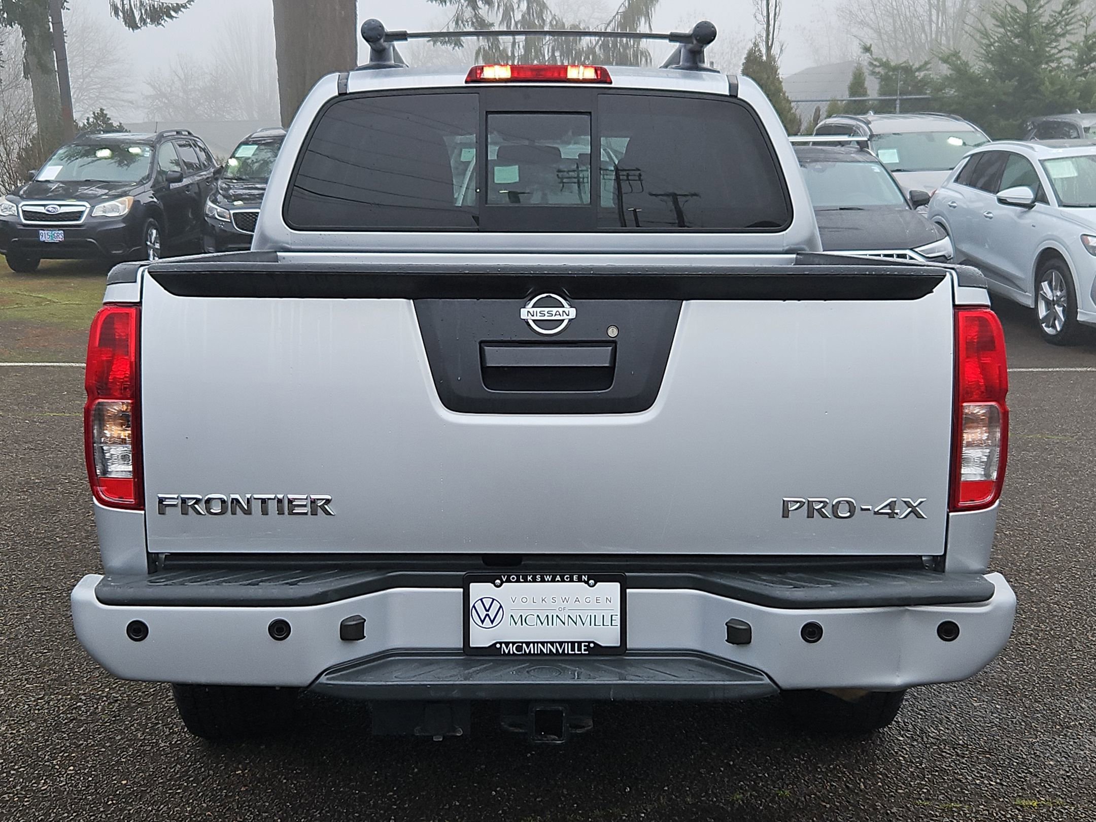 Used 2021 Nissan Frontier PRO-4X w/ Pro-4x Utility Package image 4