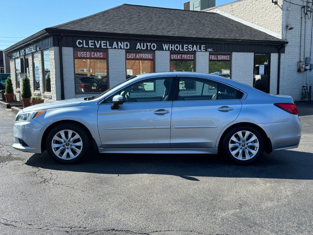 Used 2016 Subaru Legacy 2.5i Premium AWD/4WD image 2