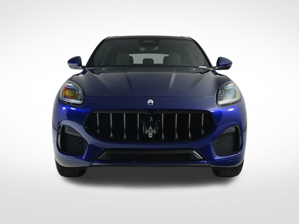 New 2025 Maserati Grecale GT image 8