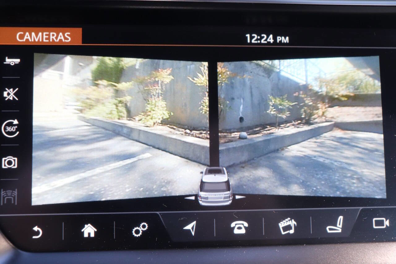 Used 2017 Land Rover Range Rover HSE AWD/4WD image 29