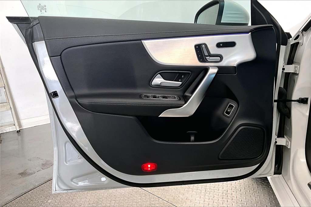Used 2023 Mercedes-Benz CLA 250 CLA 250 image 18