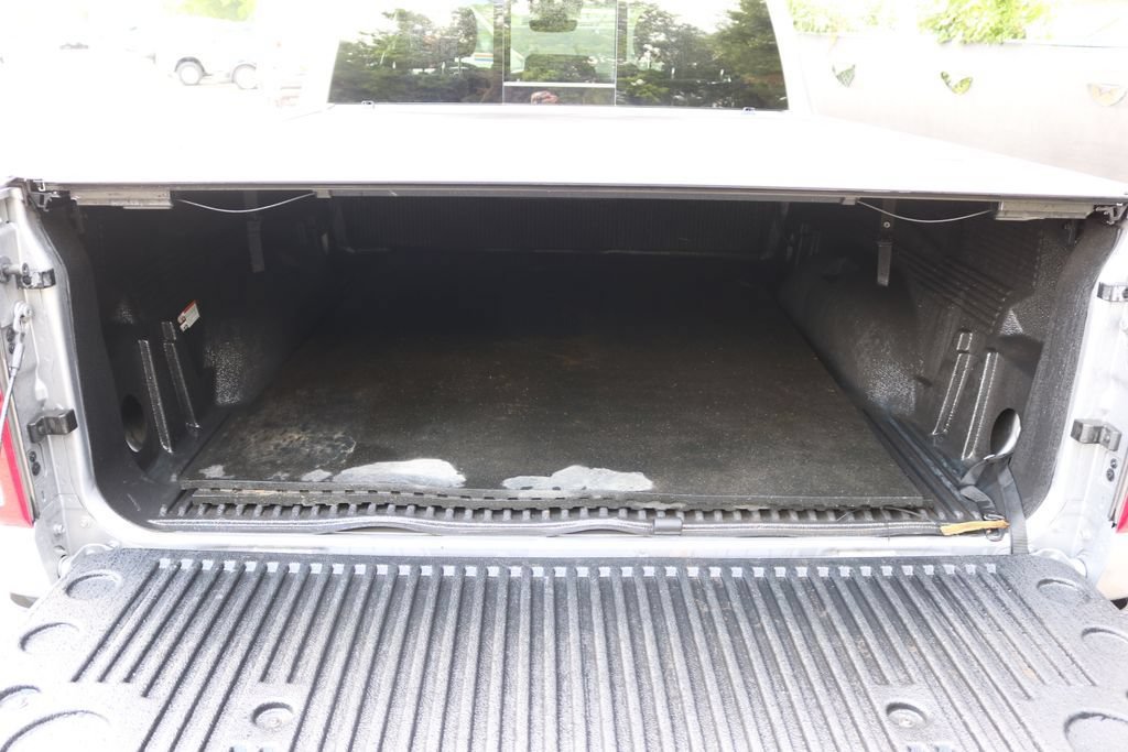 Used 2022 RAM 1500 Big Horn w/ Night Edition AWD/4WD image 11