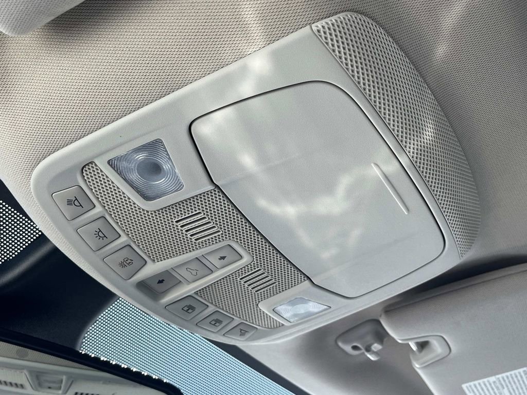 Used 2022 Ford Edge SEL w/ Convenience Package image 33