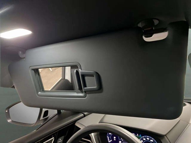 Used 2024 Audi Q4 e-tron Prestige image 62