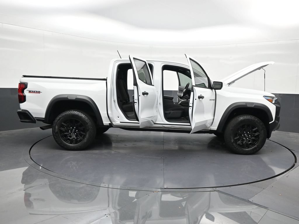 Used 2023 Chevrolet Colorado Trail Boss w/ Advanced Trailering Package AWD/4WD image 37