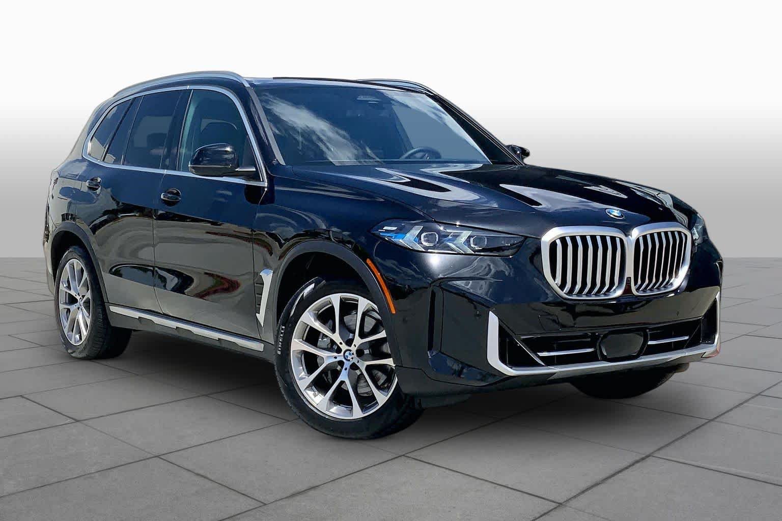 Used 2024 BMW X5 xDrive40i w/ Premium Package AWD/4WD image 2