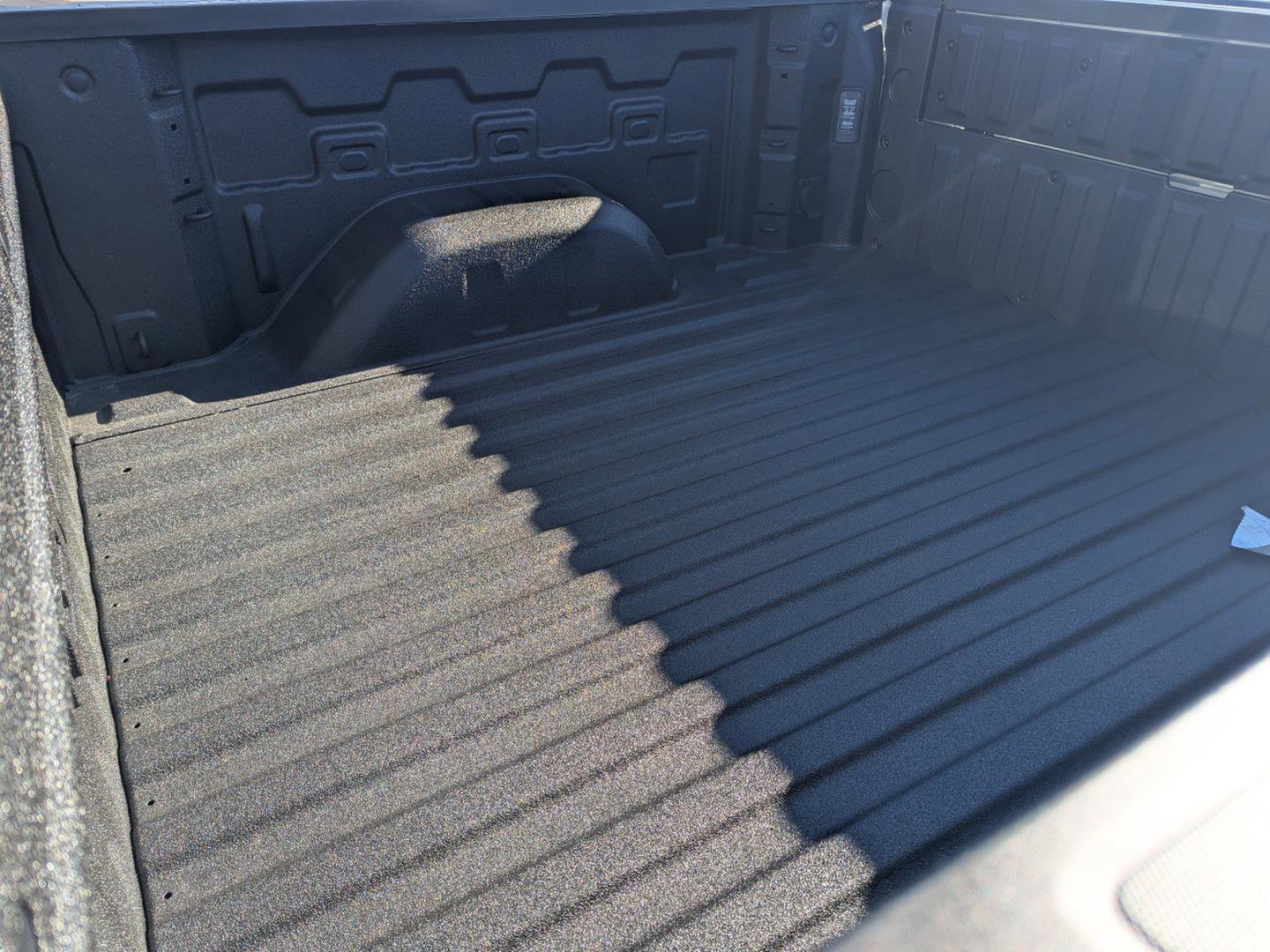 New 2026 GMC Sierra 1500 SLT w/ SLT Premium Plus Package image 10