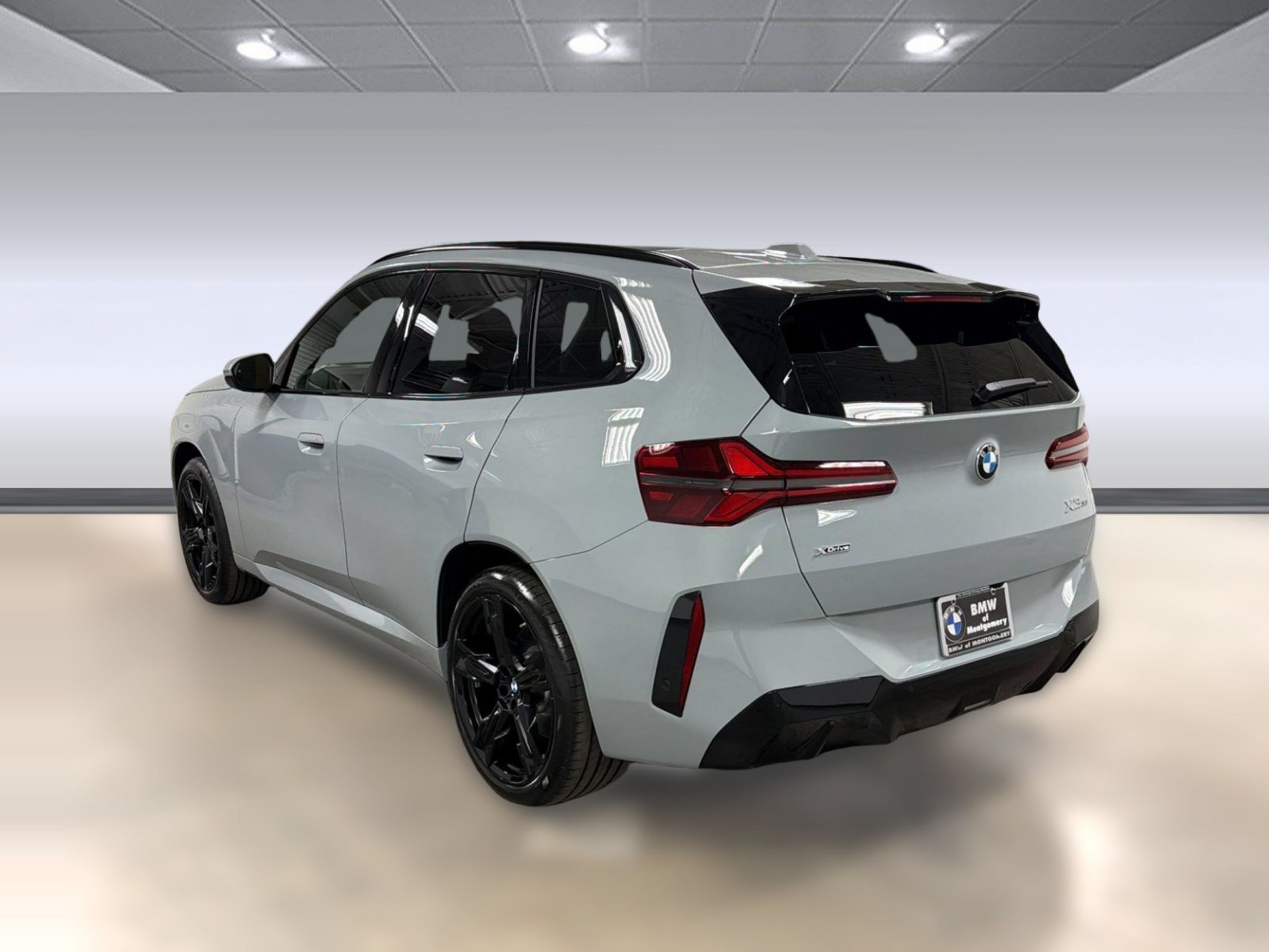 New 2026 BMW X3 xDrive30i w/ Premium Package AWD/4WD image 3