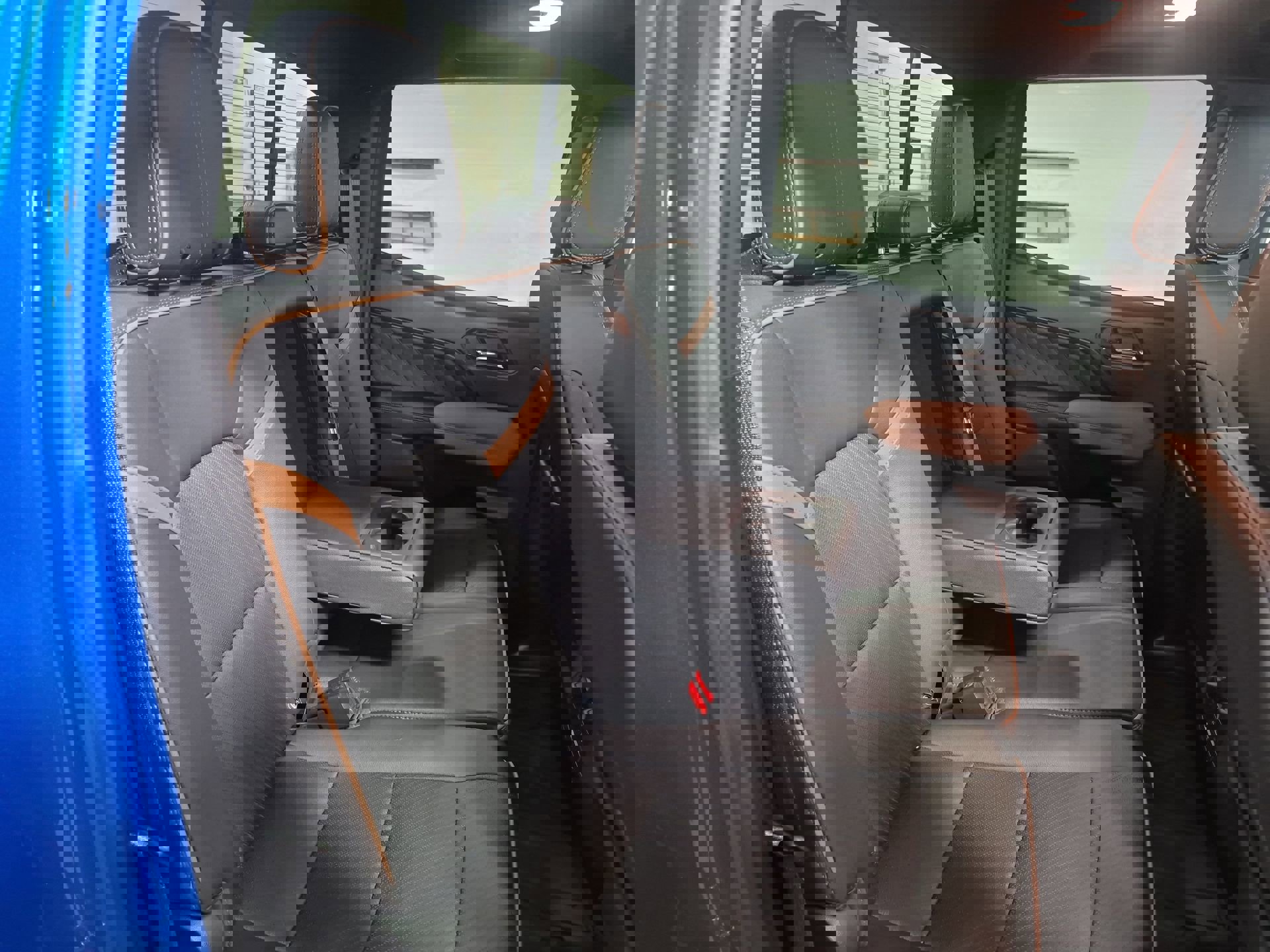 Used 2023 GMC Canyon AT4 w/ AT4 Premium Package image 29