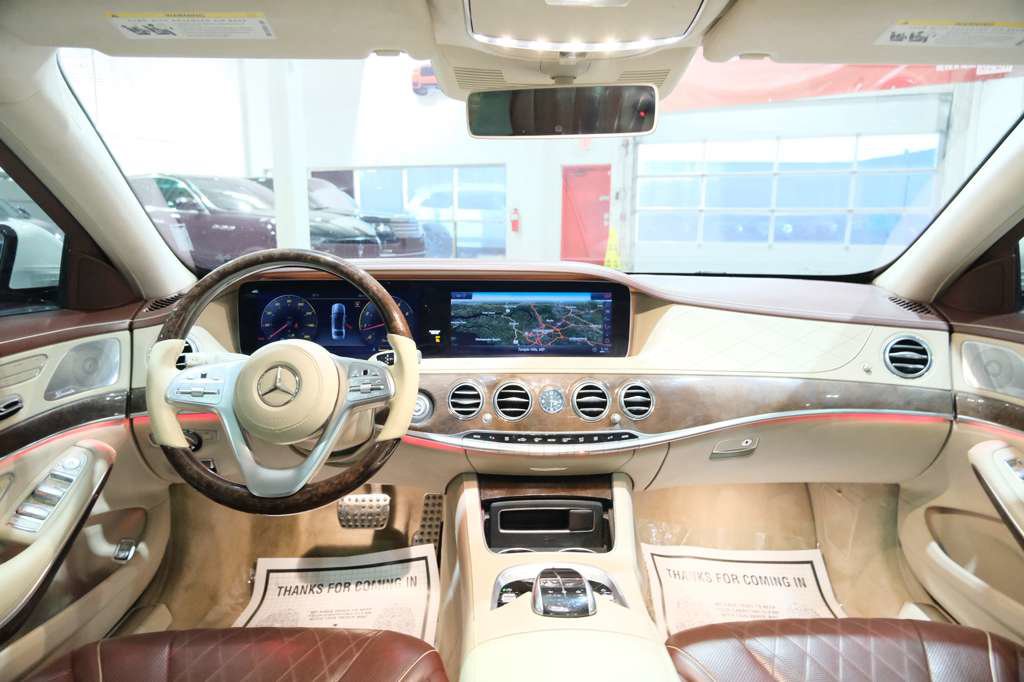 Used 2018 Mercedes-Benz S 560 4MATIC Sedan image 32