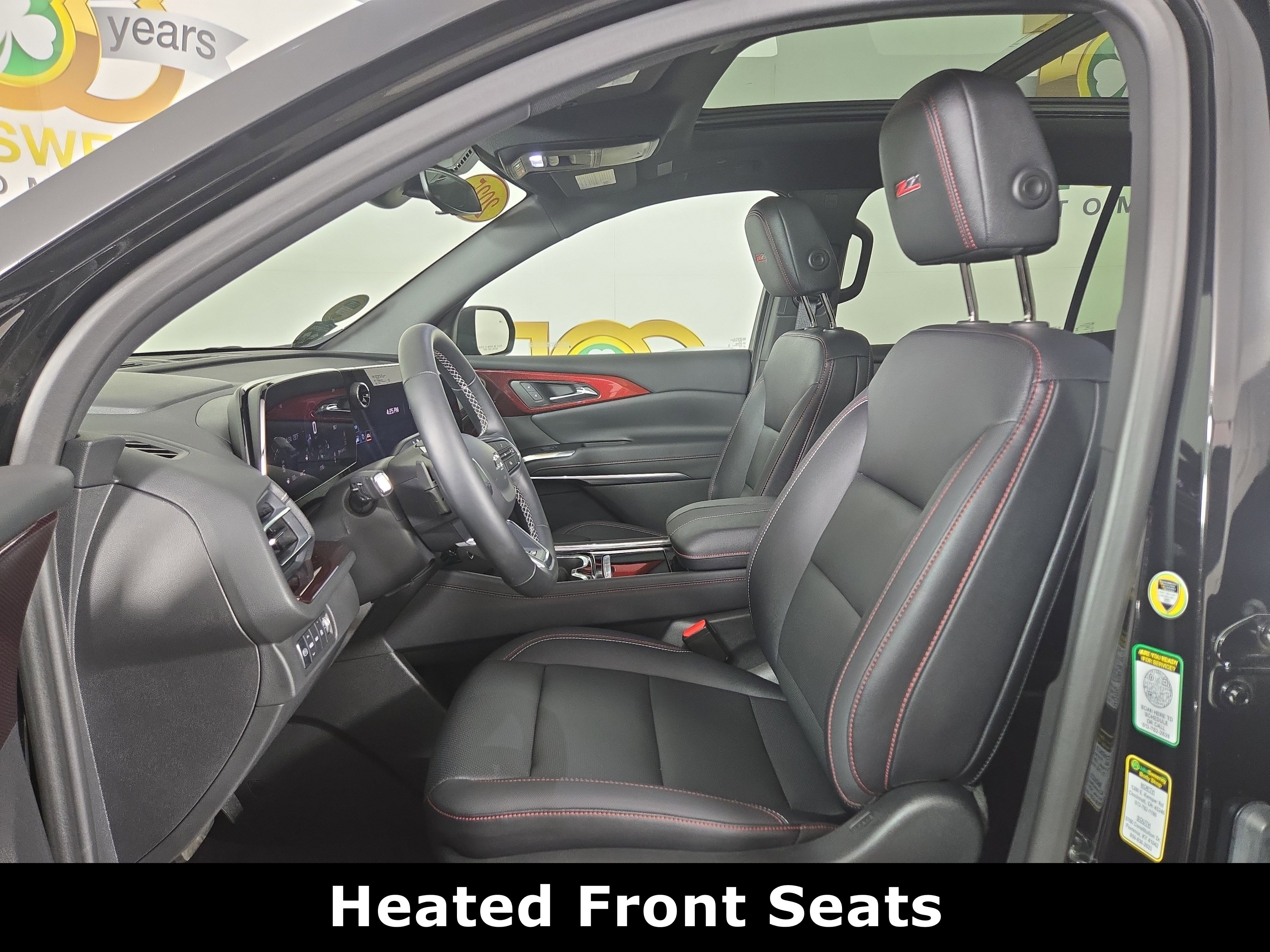 Certified 2025 Chevrolet Traverse Z71 image 11