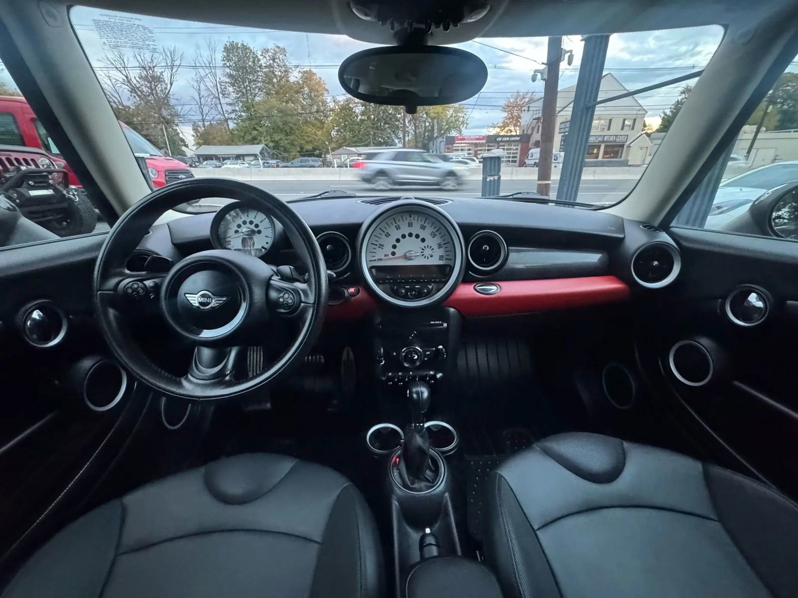 Used 2011 MINI Cooper S image 26