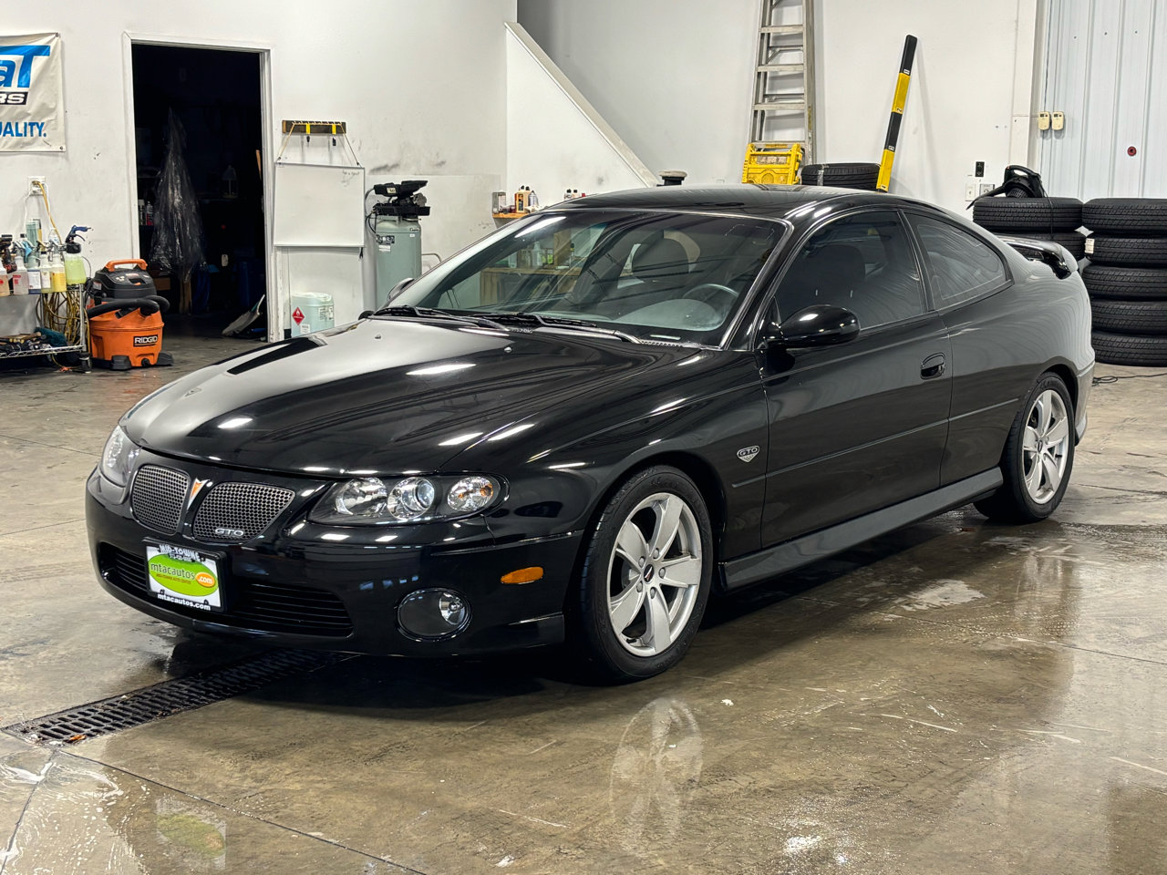 Used 2004 Pontiac GTO image 10