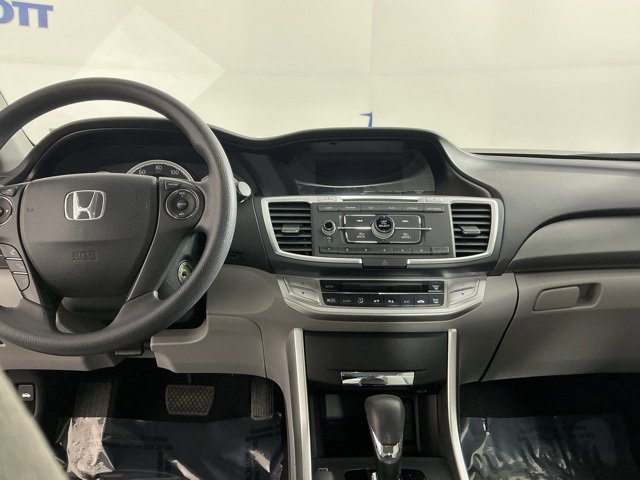 Used 2013 Honda Accord LX image 36