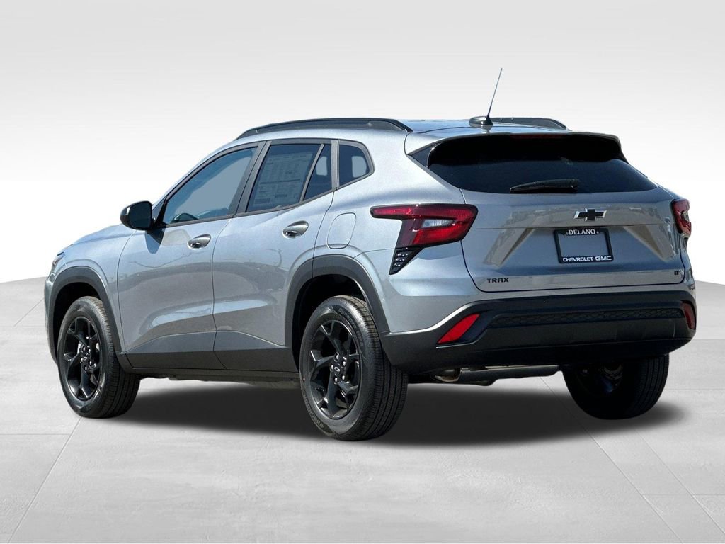 New 2026 Chevrolet Trax LT w/ Midnight Edition image 3