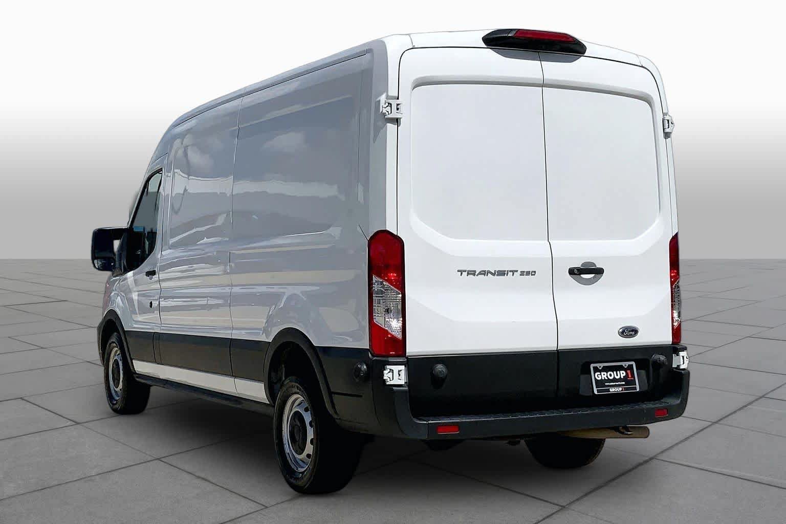 Used 2024 Ford Transit 250 148 Medium Roof RWD image 12
