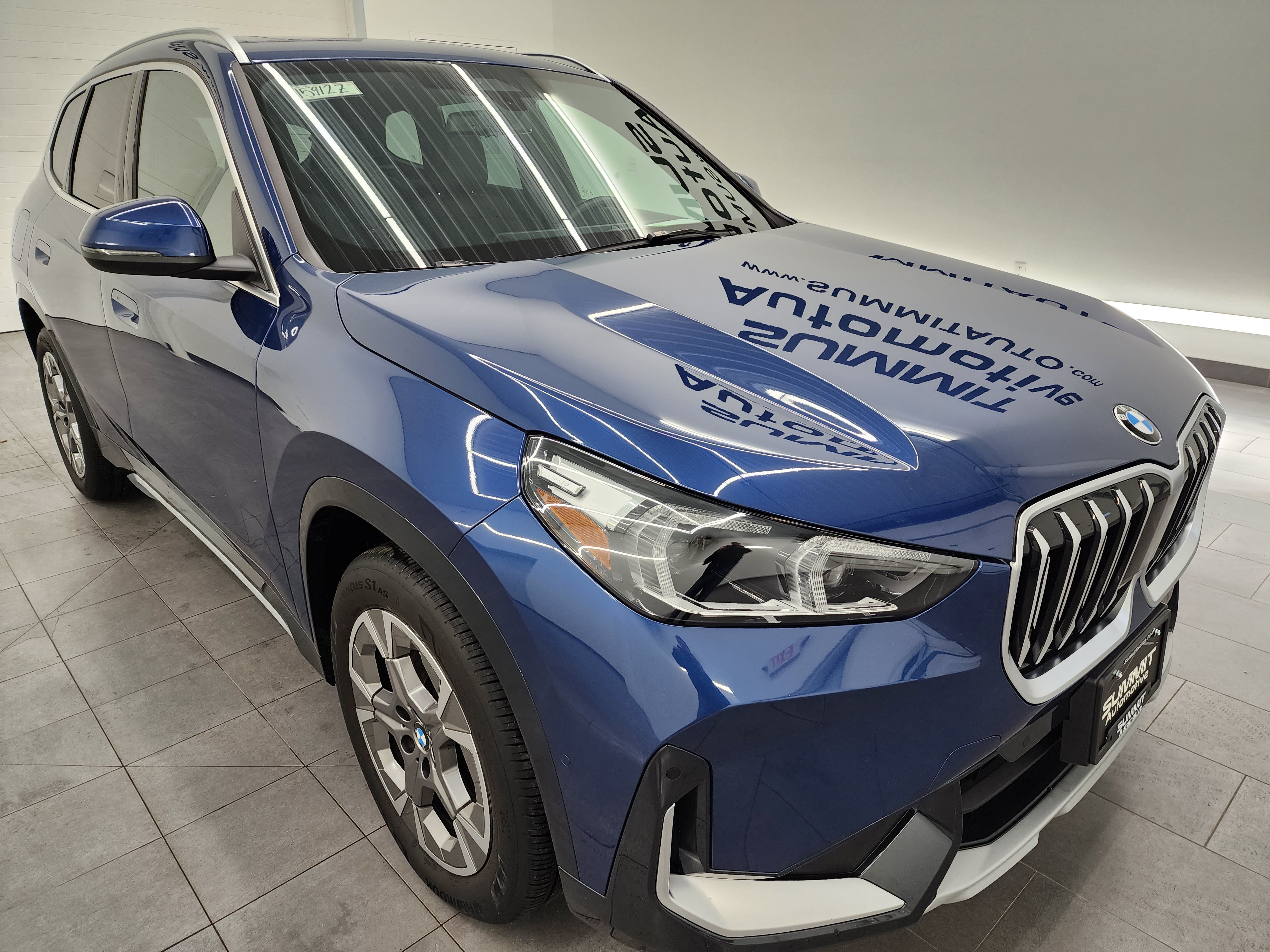 Used 2025 BMW X1 xDrive28i AWD/4WD image 2