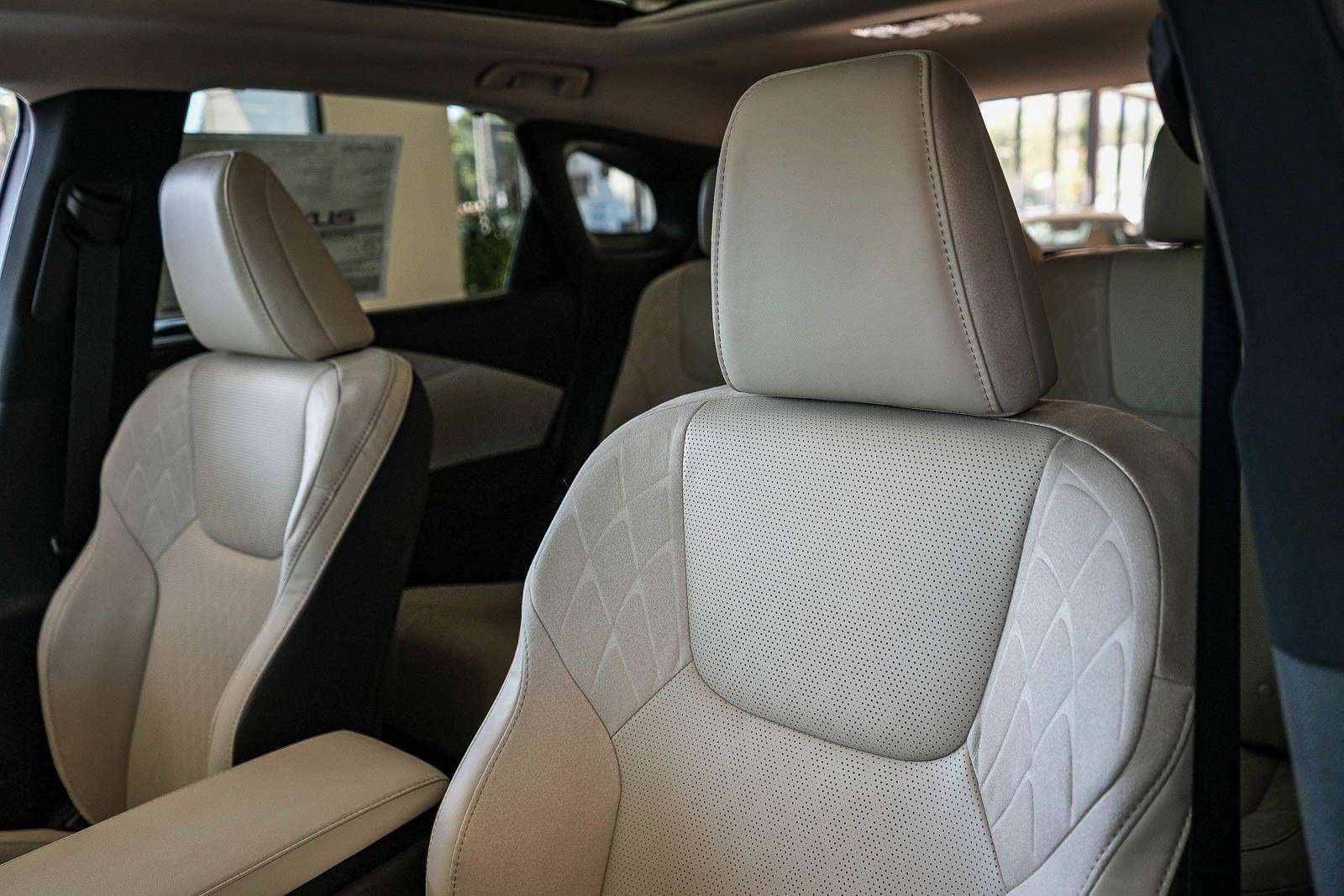 New 2026 Lexus RX 350 FWD image 22